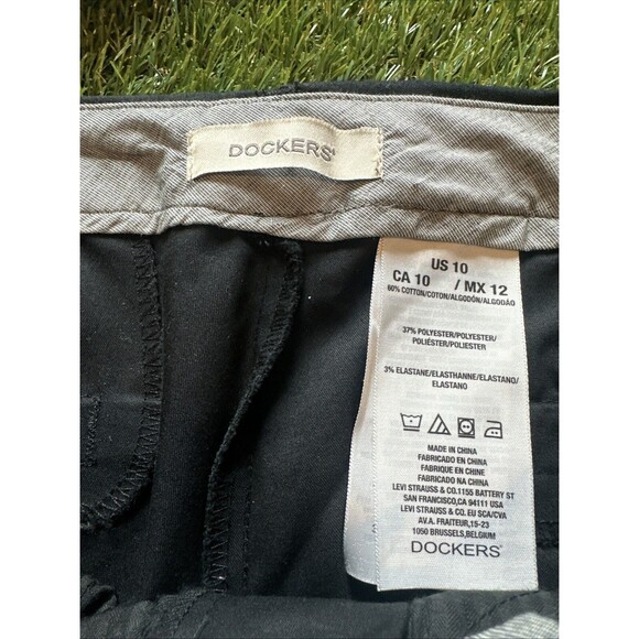 NWT Dockers Black Khaki Diem Straight Legged Womens 10 Metro Capri Pants - Picture 10 of 16